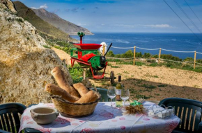 Villa Rosaria 2 Km from the RIserva Natural of the Zingaro Scopello